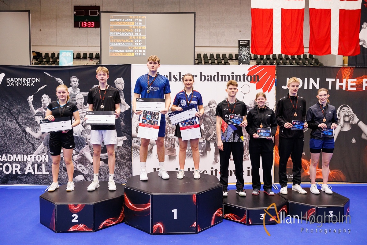 VICTOR UDM - mixeddouble - ungdom - medalje -medaljer - præmie -podie - præmiepodie - medaljeskamle - Brøndby Hallen - Allan Høgholm