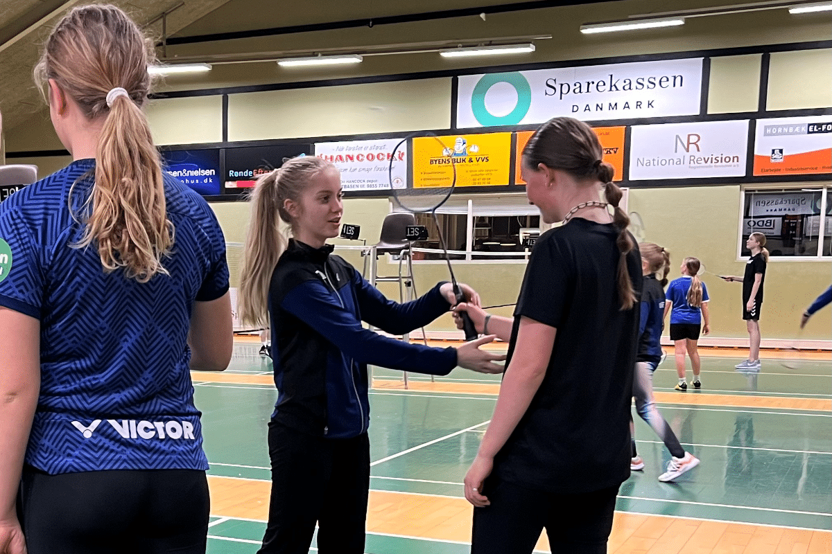 Josephine Stuhr Risager har sendt billedet til artiklen og har rettighederne. Hun er træner for rene pigehold i Randers Badminton Klub.